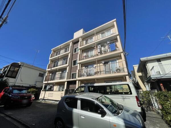 小日向ハイツ 外観(2025年撮影)