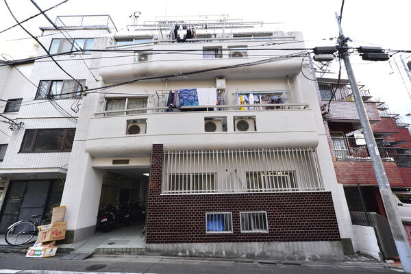 ドルメン西麻布の外観写真 - 東京都心の高級マンション