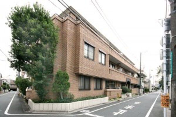 朝日瀬田マンションの外観写真 - 世田谷区瀬田2丁目22番10号