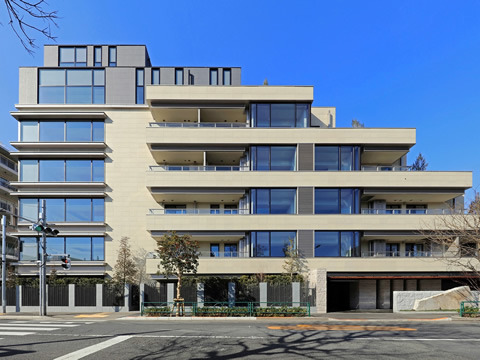 ザ・パークハウスグラン南青山４丁目の写真 3枚目