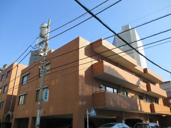 イースタンホームズ猿楽の外観写真 - 渋谷区猿楽町10番8号