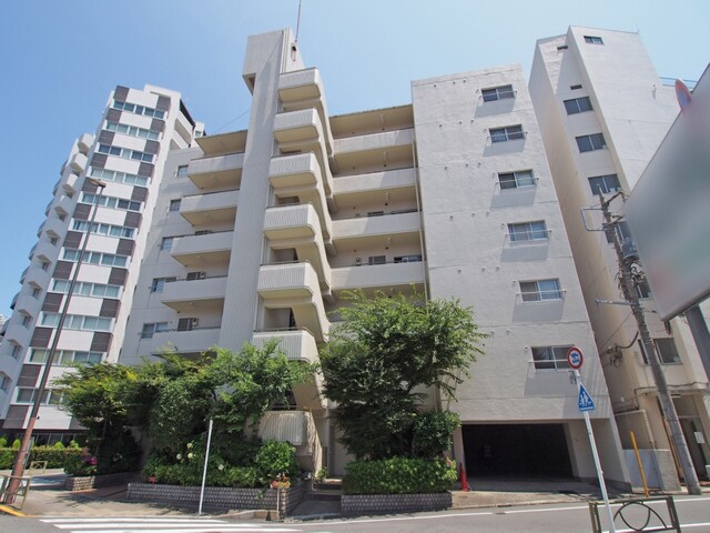 コンド瀬田の外観写真 - 世田谷区瀬田3丁目5番12号