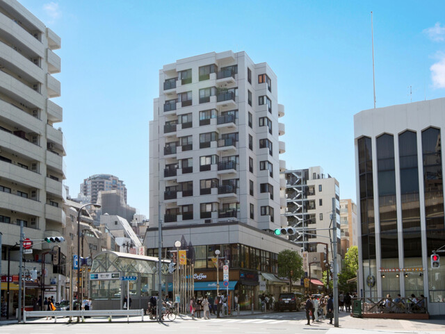 グランドメゾン麻布十番館の外観写真 - 港区麻布十番2丁目1番8号