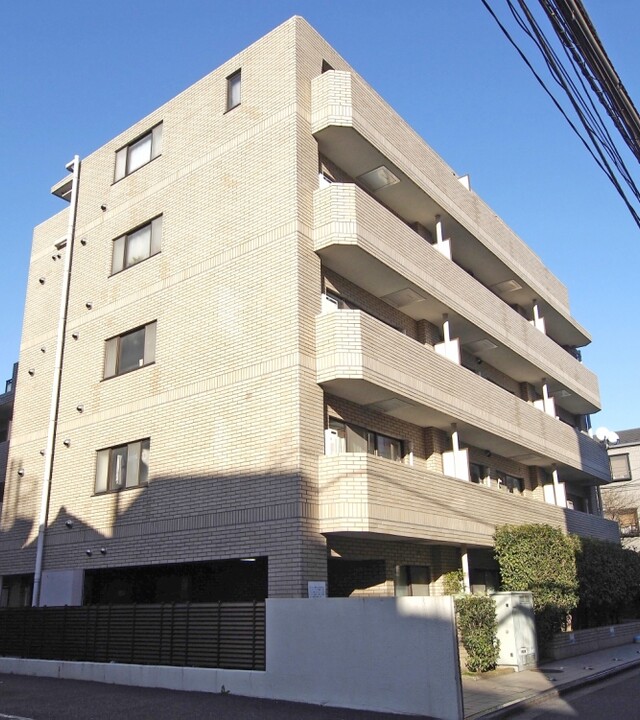 ルーブル白金の写真 4枚目