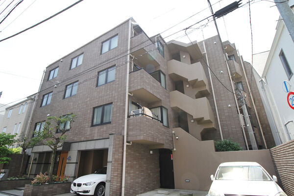 グランシャトレ参宮橋の外観写真 - 渋谷区代々木4丁目57番14号