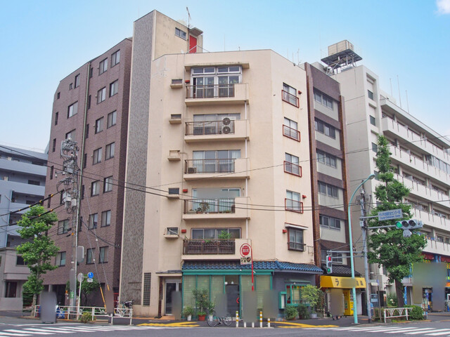 参宮ビルの外観写真 - 渋谷区代々木3丁目38番12号