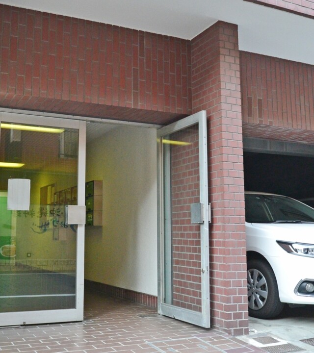 日興パレス八重洲の外観写真 - 中央区八丁堀2丁目29番5号