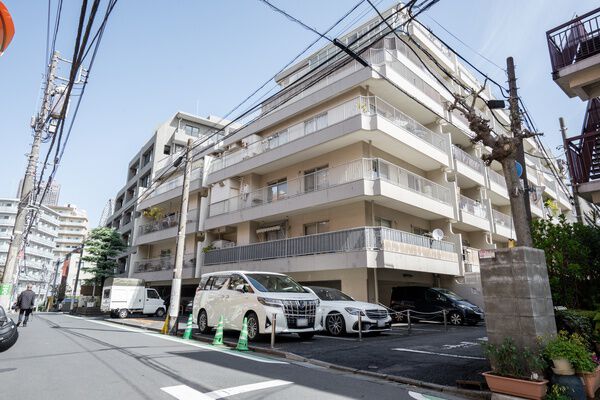 協栄メゾン代々木のエントランス・共用部