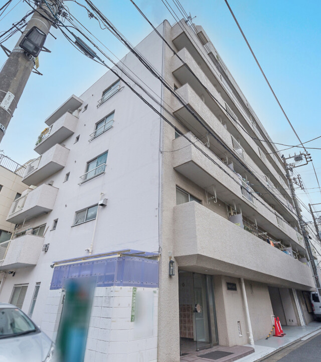 本郷台マンションのエントランス・共用部