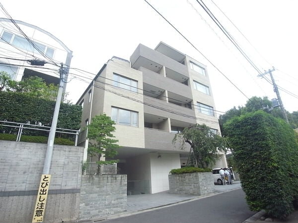 サンウッド白金三光坂の外観写真 - 港区白金2丁目1番26号