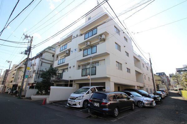 自由が丘パインクレストの外観写真 - 世田谷区奥沢6丁目31番11号