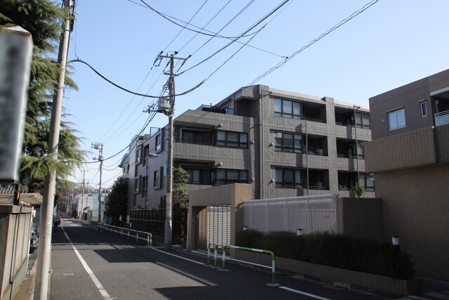 エルザセンティア六義園の外観写真 - 文京区本駒込6丁目4番9号