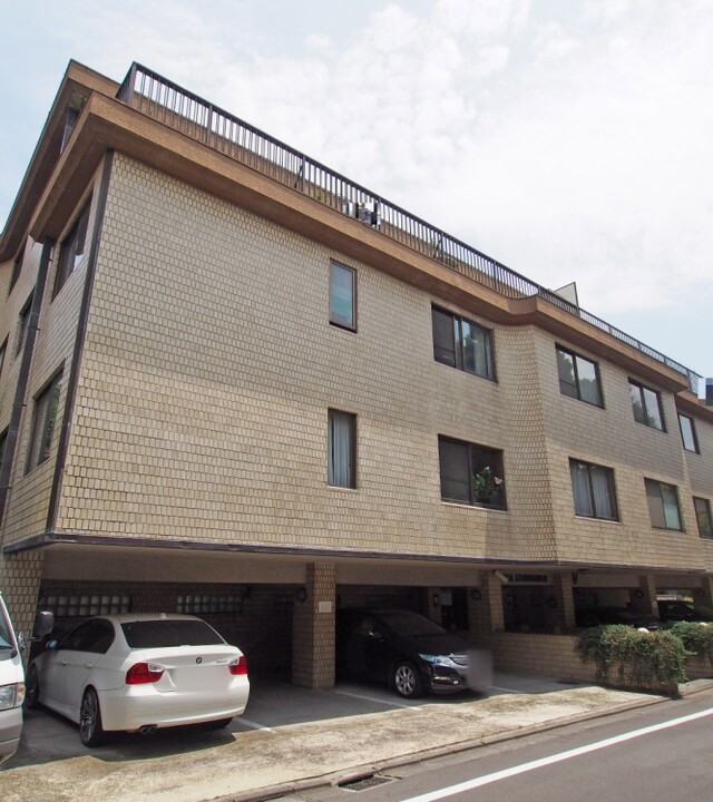 ロイヤル麻布ガーデンのエントランス・共用部