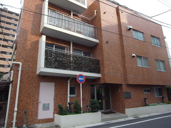 ライオンズマンション白金の外観写真 - 港区白金3丁目10番20号