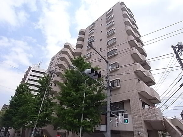 メゾンブロンシュ本駒込の外観写真 - 文京区本駒込5丁目20番4号