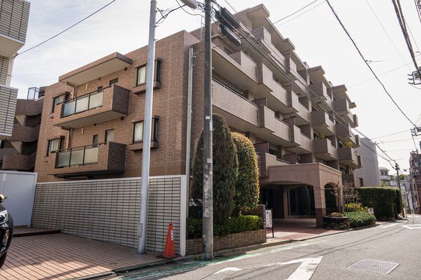 アールヴェール代々木のエントランス・共用部