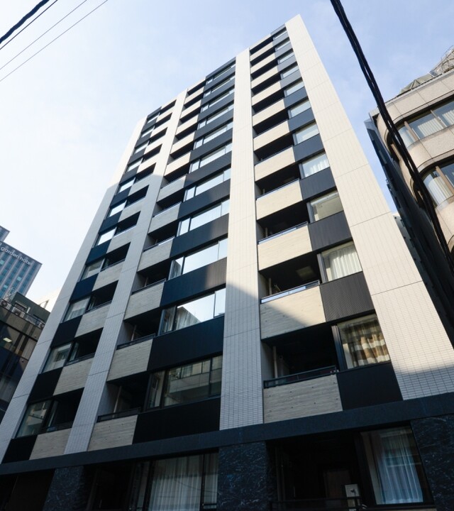 ピアース銀座8丁目の外観写真 - 中央区銀座8丁目18番12号