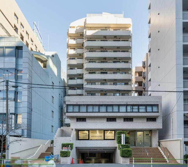 プラザ麻布の外観写真 - 港区三田1丁目2番16号