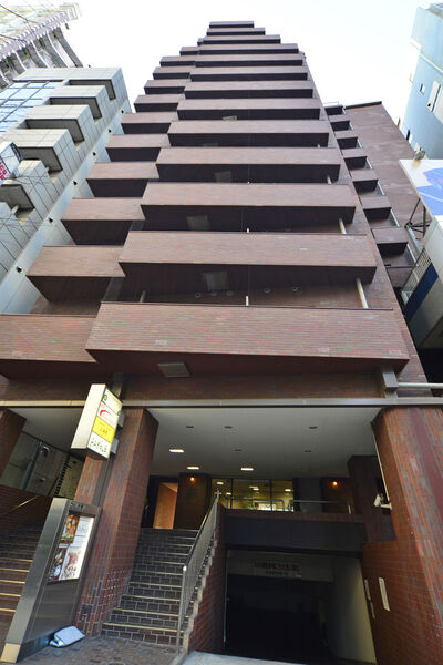 フォンテ青山の外観写真 - 港区南青山2丁目22番14号