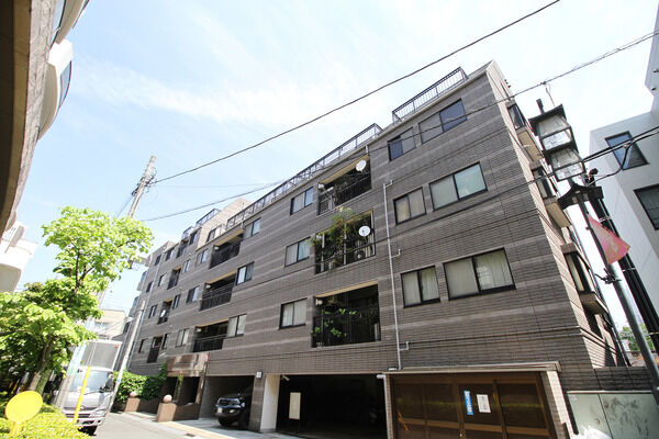 トゥールロワイヤル参宮橋のエントランス・共用部