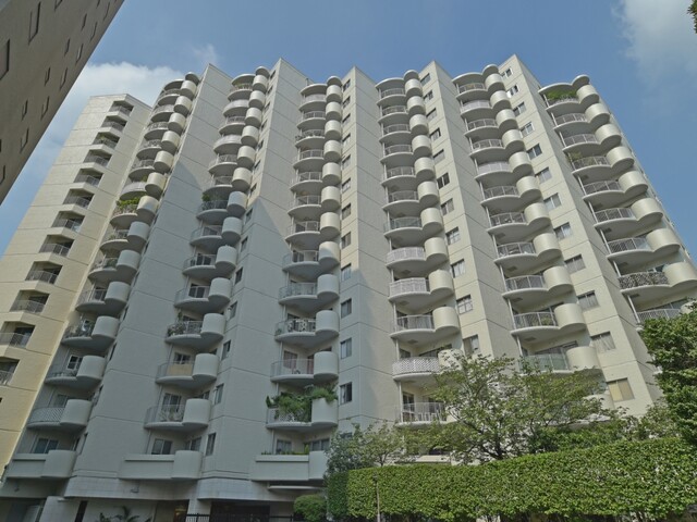 三田ハウスの外観写真 - 港区三田5丁目2番18号