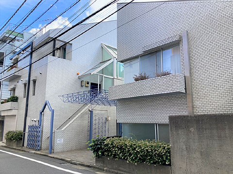 ラミアール神宮前のエントランス・共用部