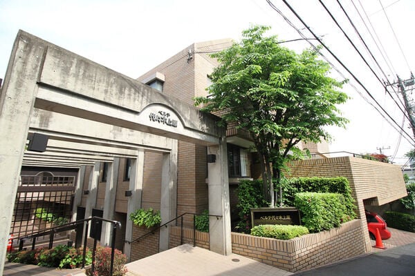 ベルテ代々木上原 外観(2025年撮影)