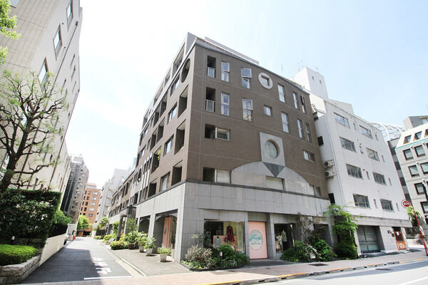 パレスサイド三番町