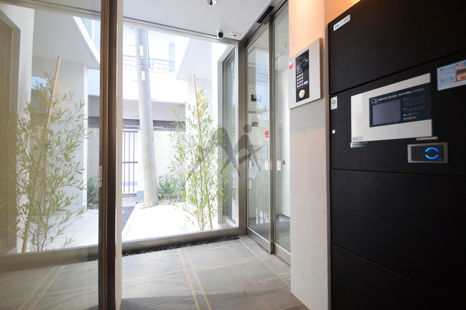 シュトラーレ四番町