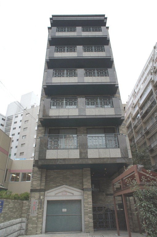 クイーンズパレス三番町（フロレゾン三番町 旧三番町第一マンションズ）