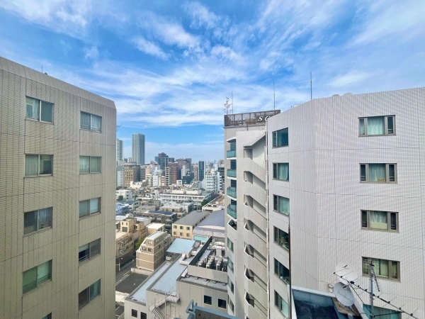 フォルム四谷外苑東