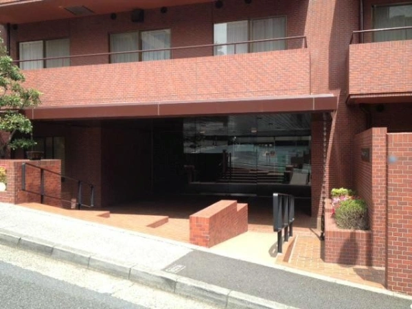 赤坂グランドハウス