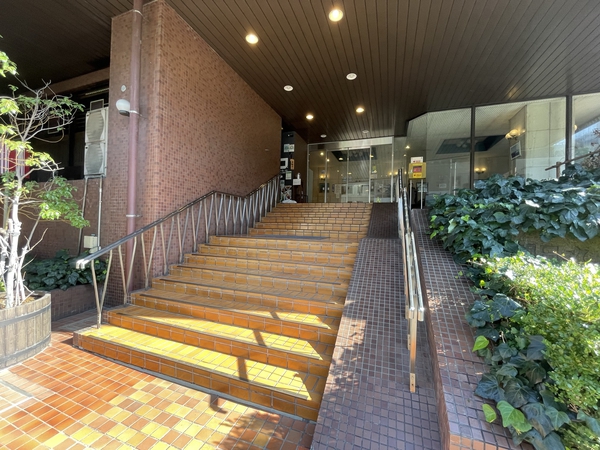 朝日九段マンションの写真