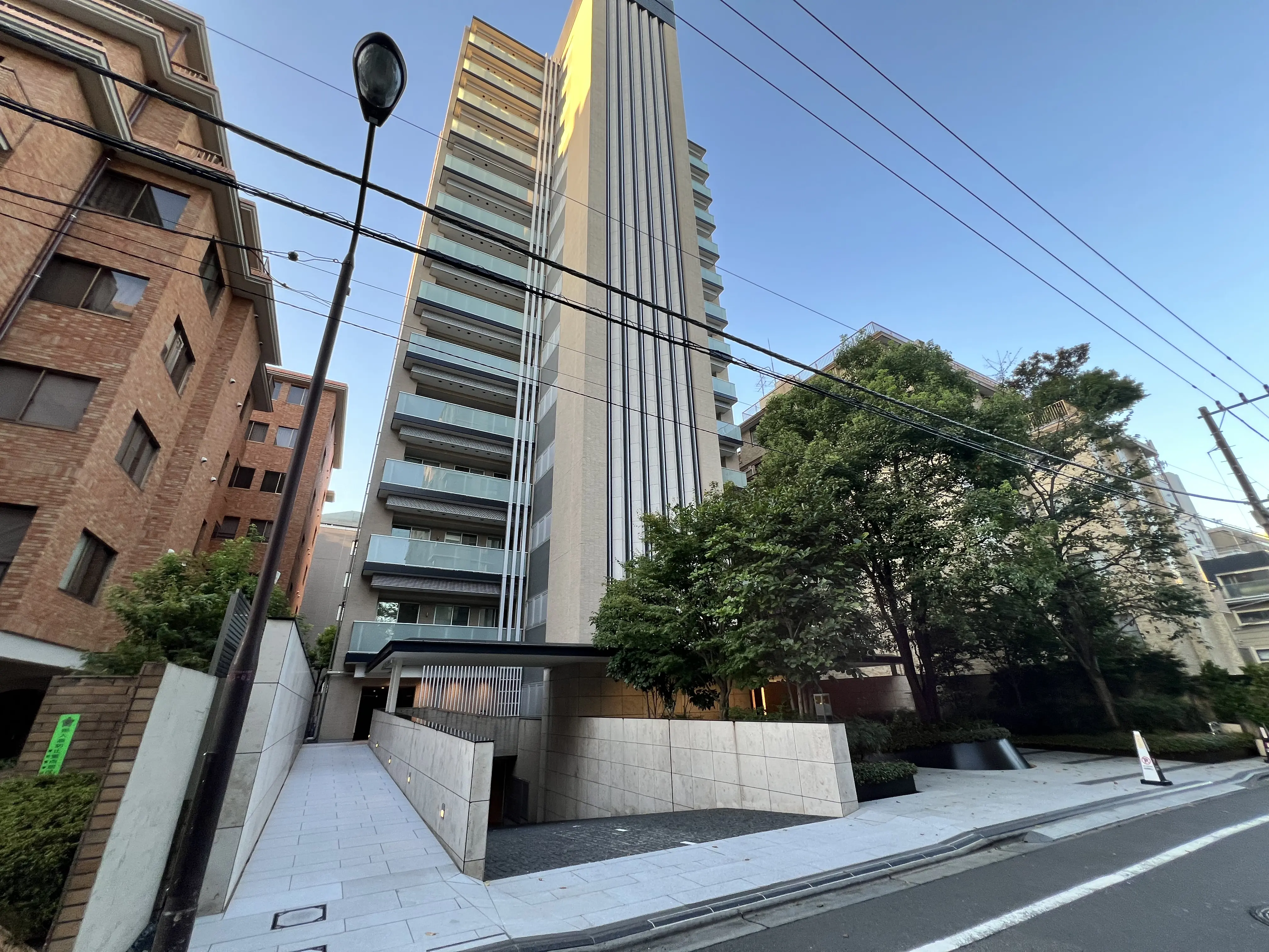 ワンアベニュー一番町文人通り