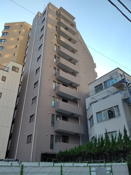 パレドール九段下