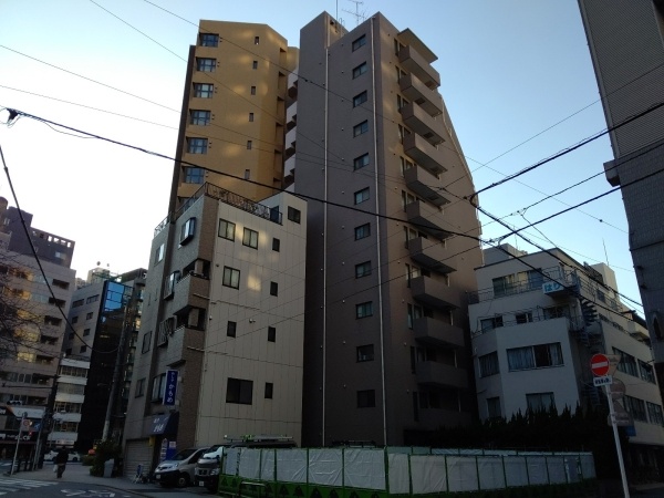 パレドール九段下