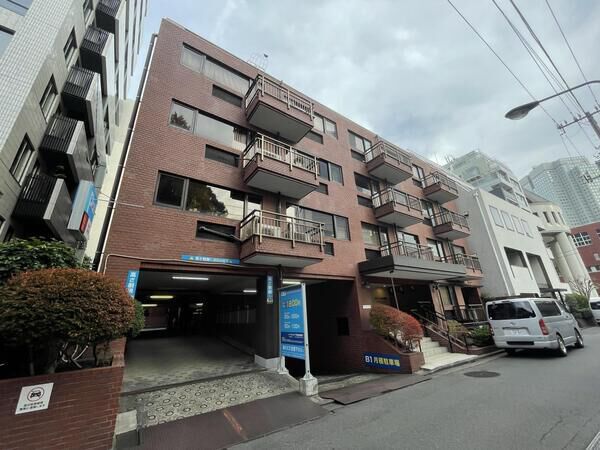 ローレル永田町